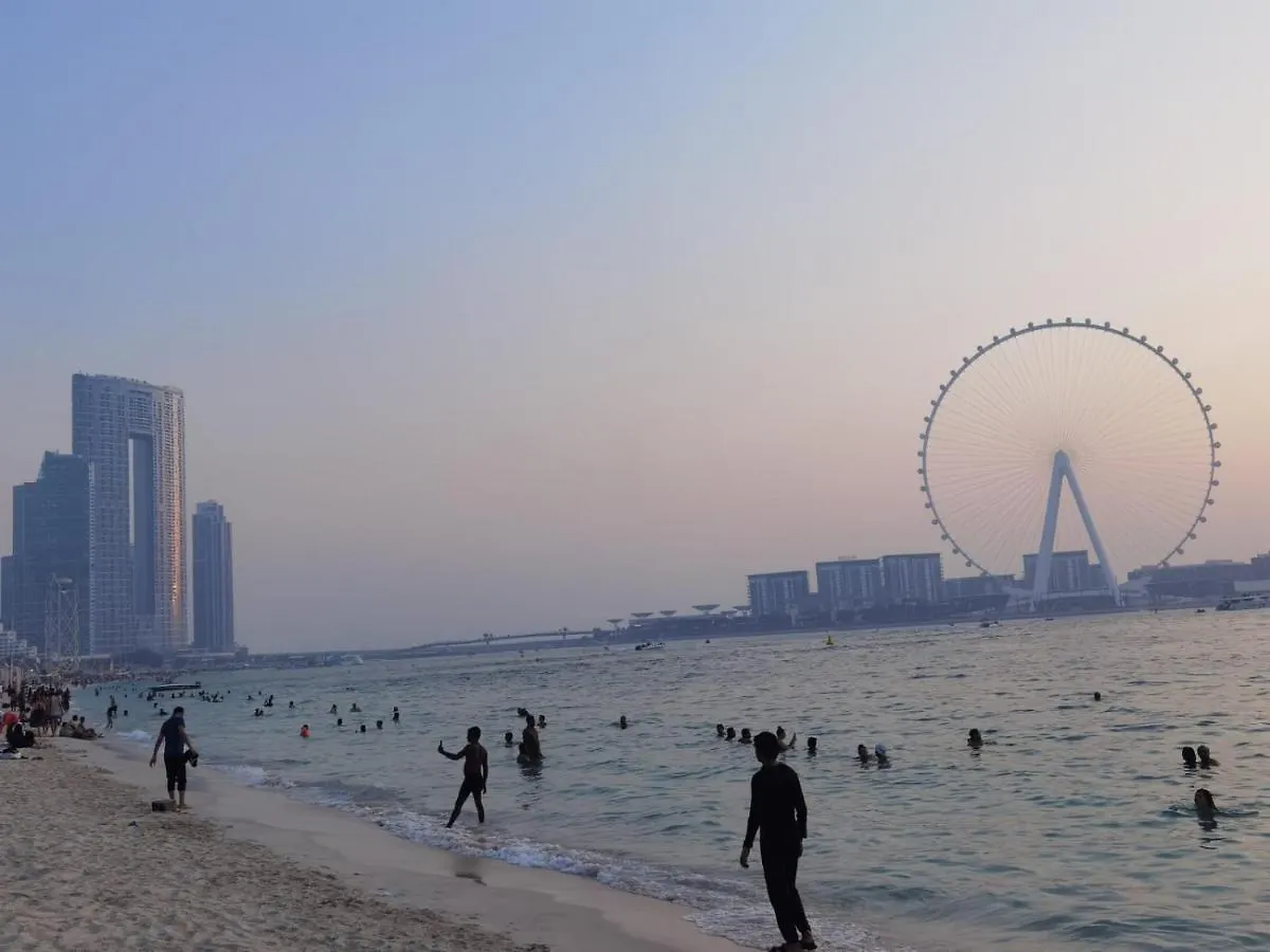Peaceful 2 Bedroom Hall Unit In Dubai Marina location