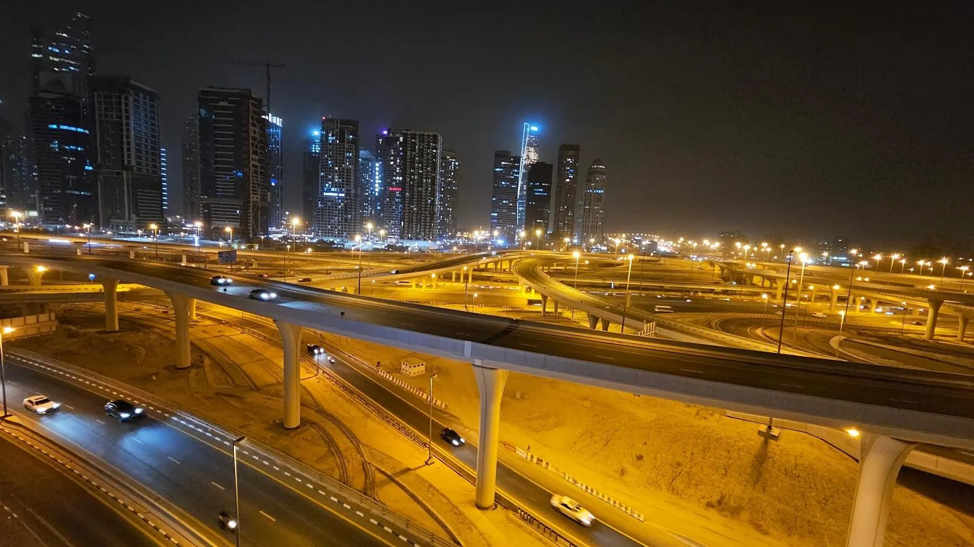 Apartment Peaceful 2 Bedroom Hall Unit In Dubai Marina United Arab Emirates
